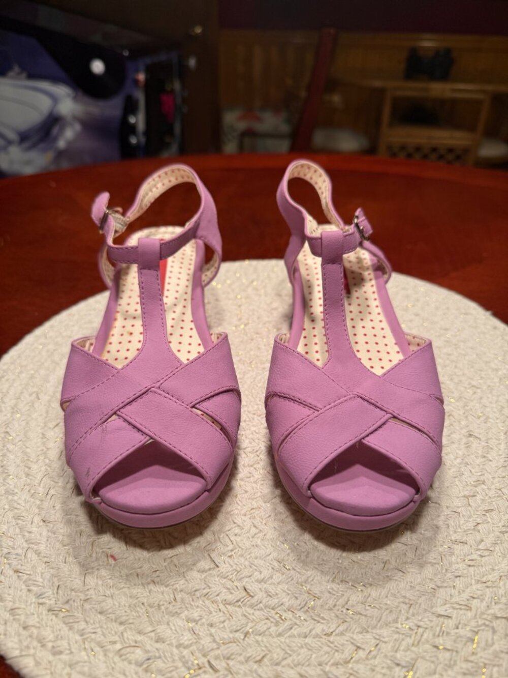 B.A.I.T. Footwear - Kira Lavendar Wedge Sandals - Picture 3 of 4
